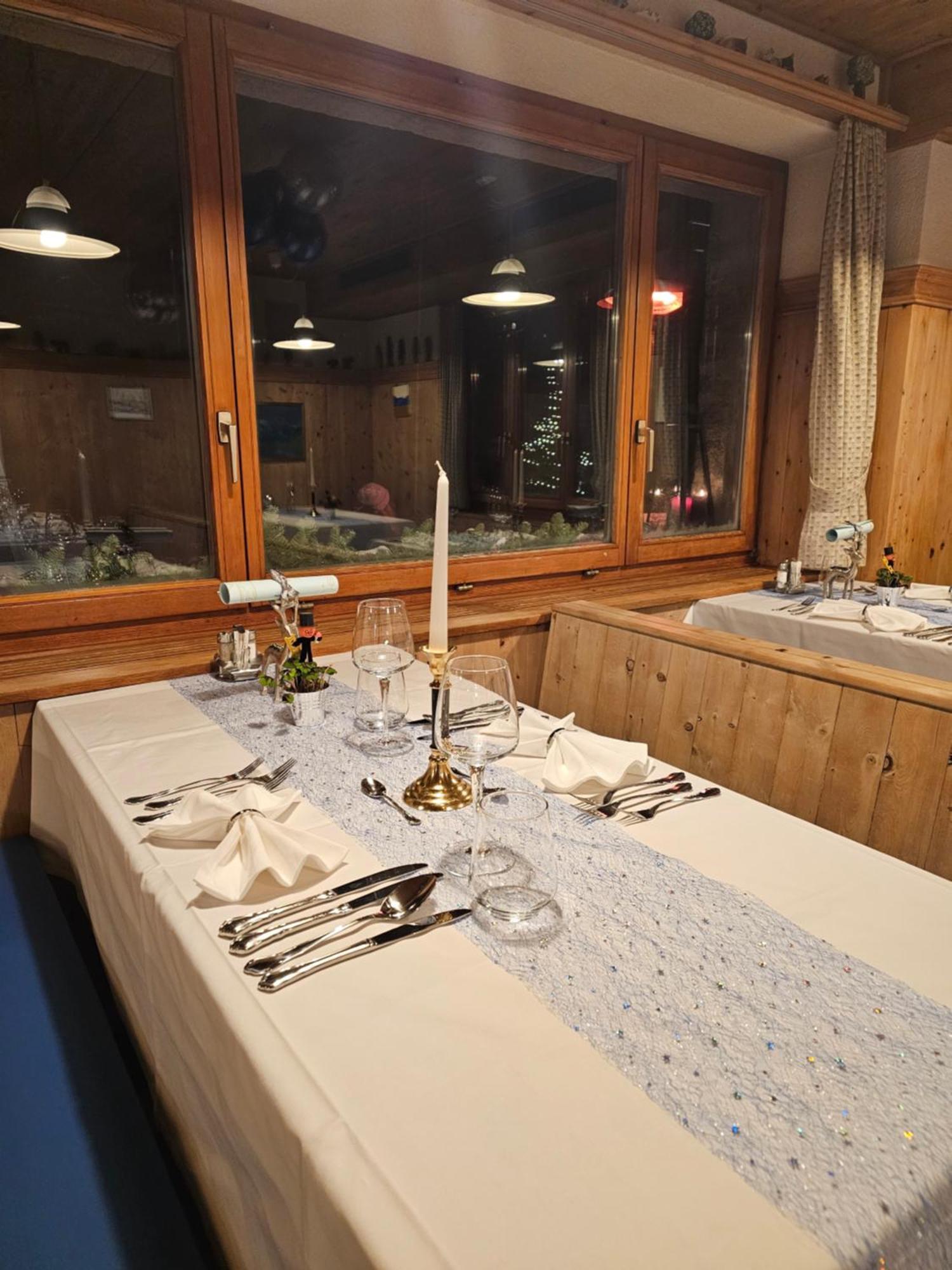 Hotel Ristorante Lagrev Малоя Екстер'єр фото