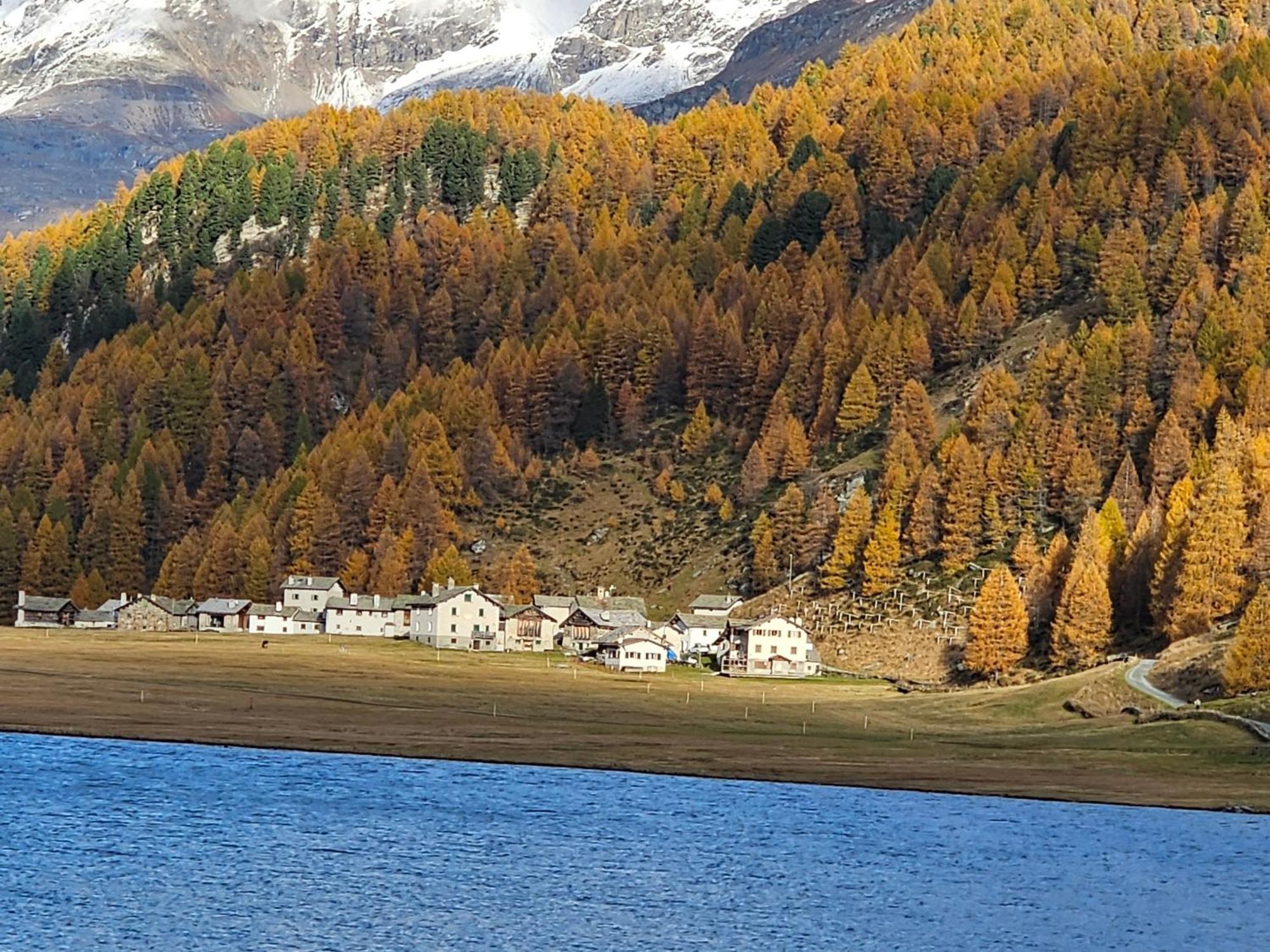 Hotel Ristorante Lagrev Малоя Екстер'єр фото